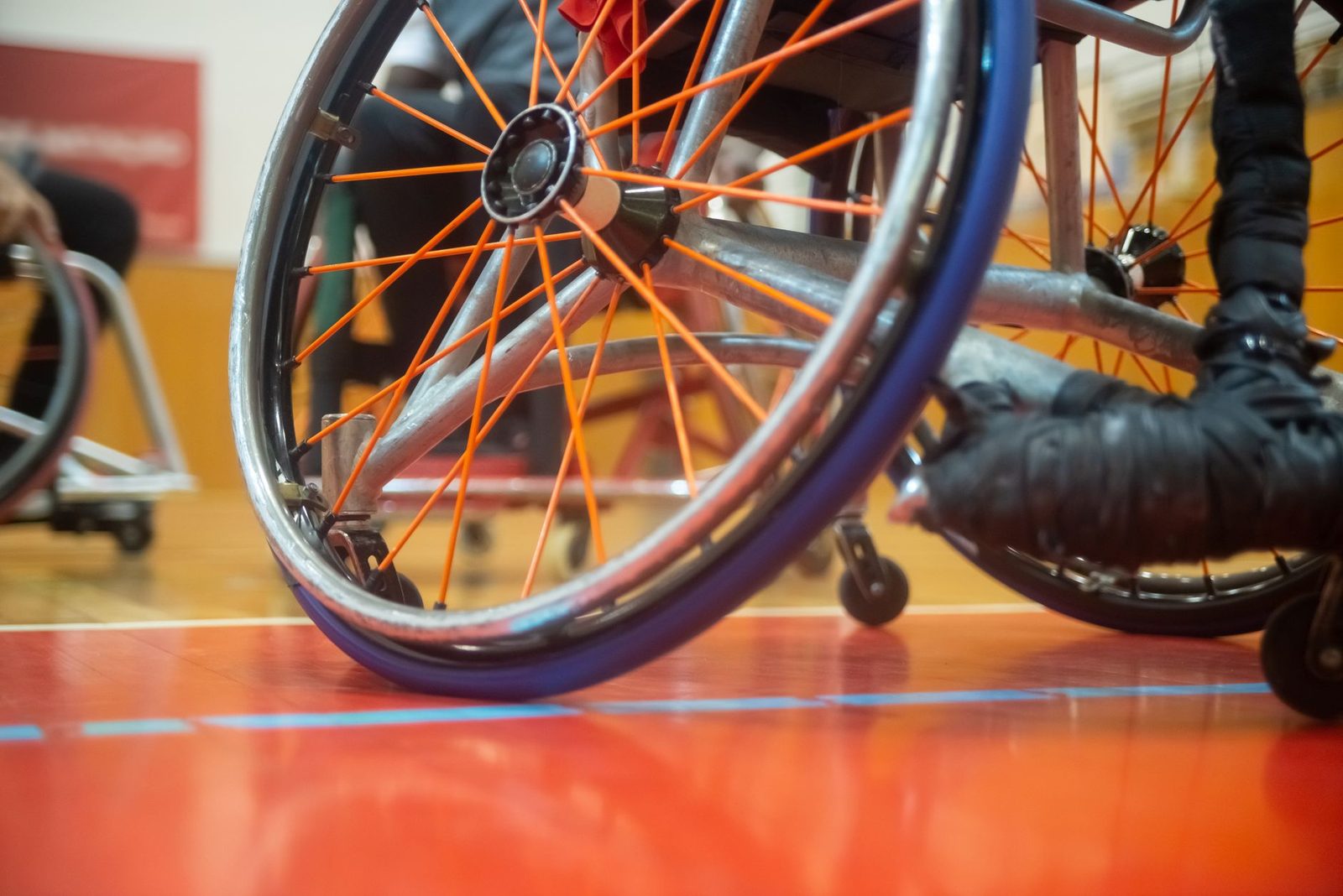 Investigaciones sobre deporte adaptado de la UST en congreso internacional