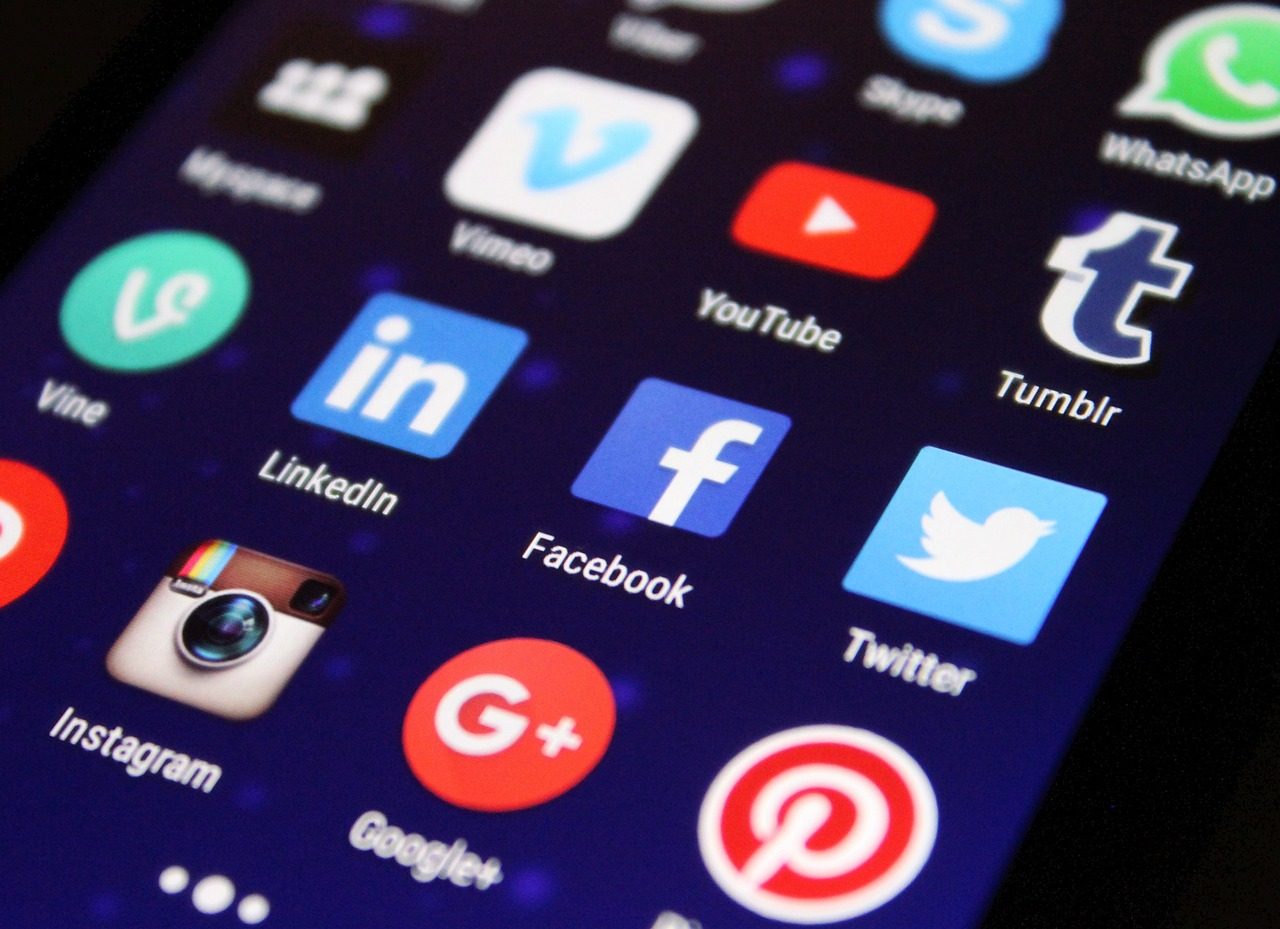 Riesgos de las redes sociales en San Luis de Gaceno: Prevención y concientización