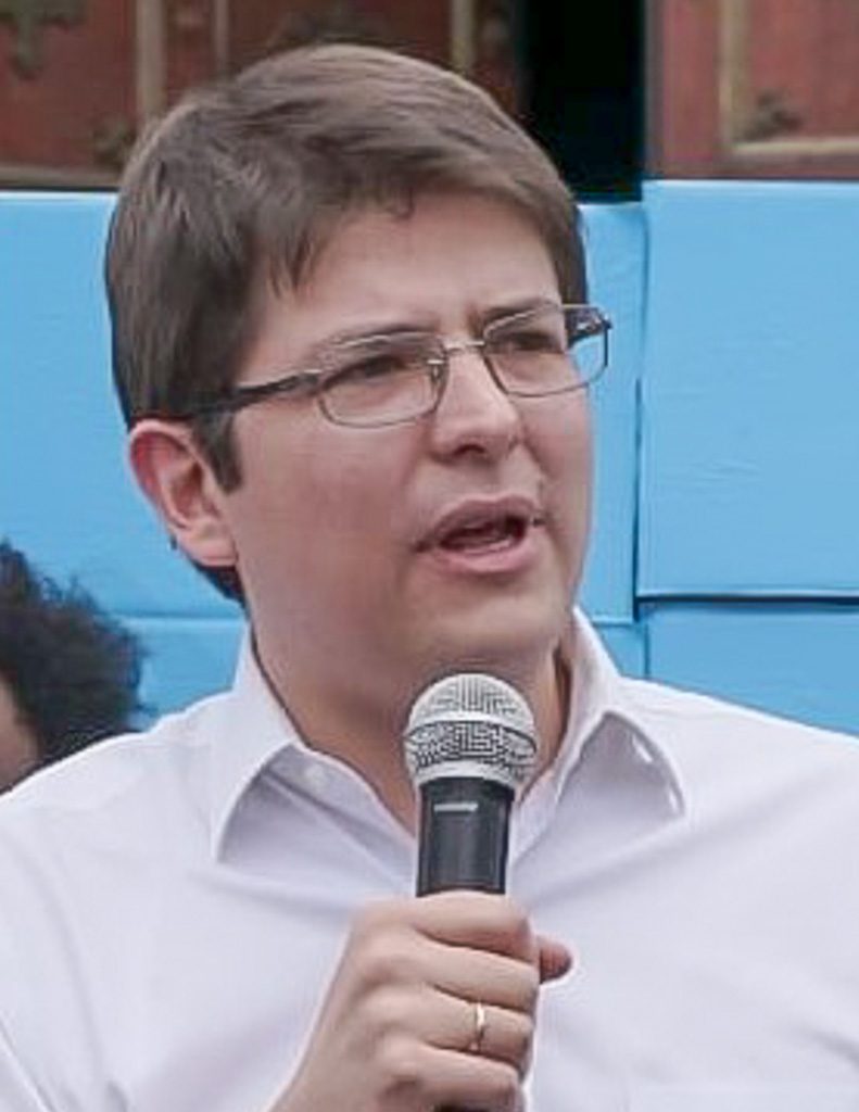 Condenan a alias El Costeño y El Hermano por atentado a Miguel Uribe