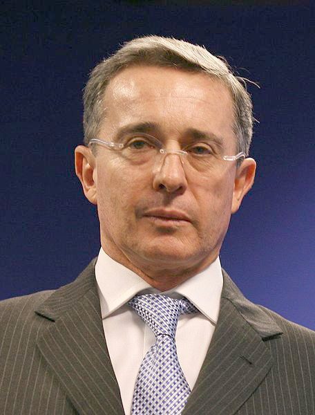 Indagatoria a Álvaro Uribe programada para el 24 de julio