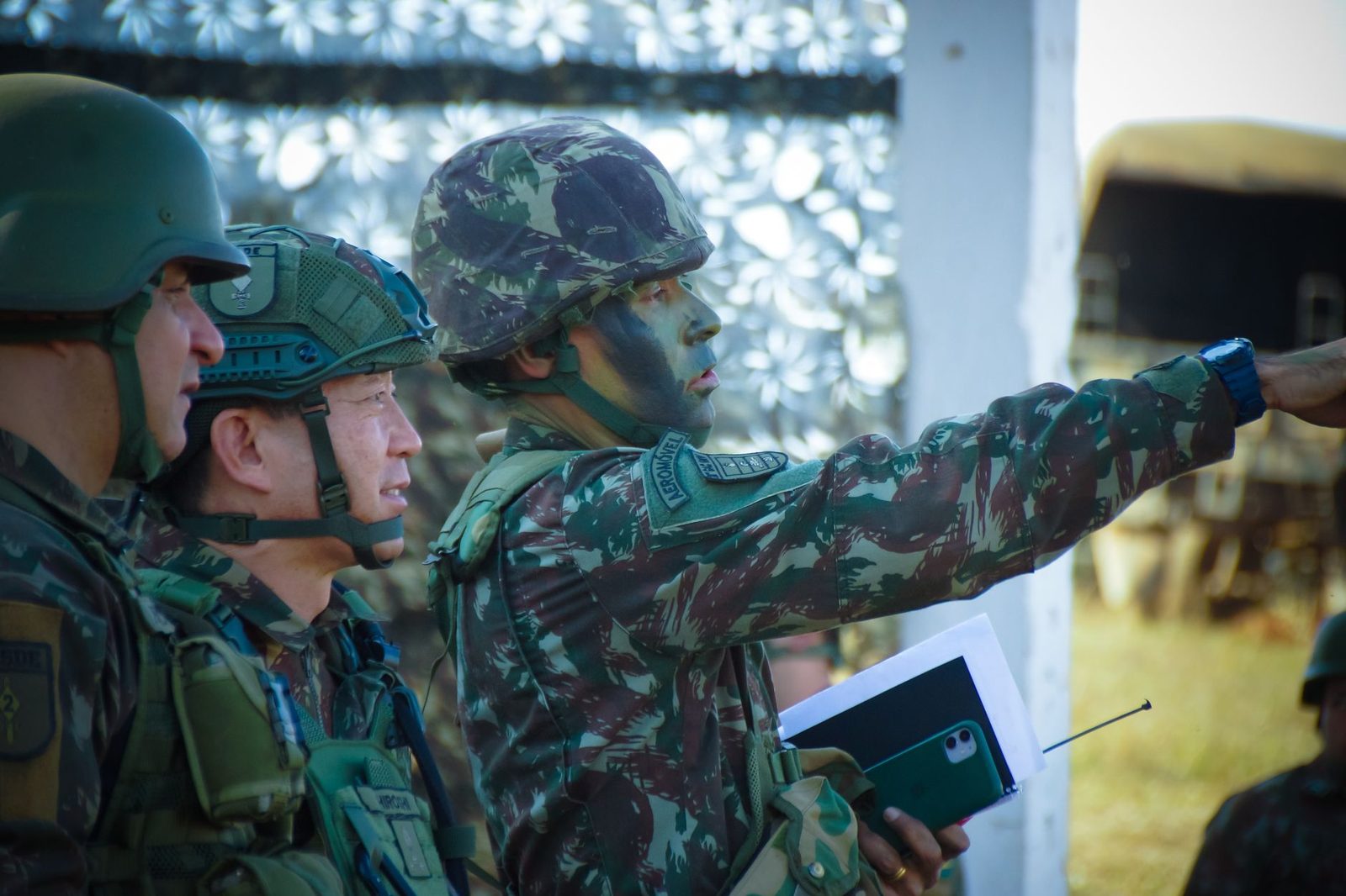 Ejército Nacional aclara traslados de oficiales y su relación con Abelardo de la Espriella